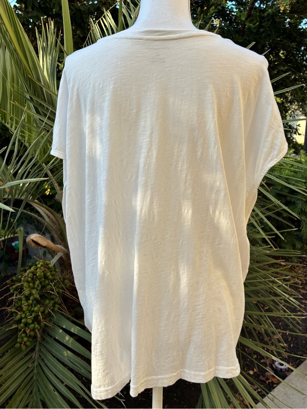 Anthropologie Growing Florals White Embroidered Muscle Tee XL View 5
